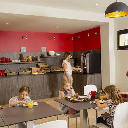 Loges Du Park - *
