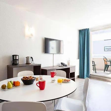 Loges Du Park - Hotel