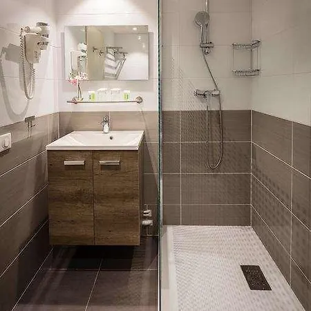 Loges Du Park - Hotel
